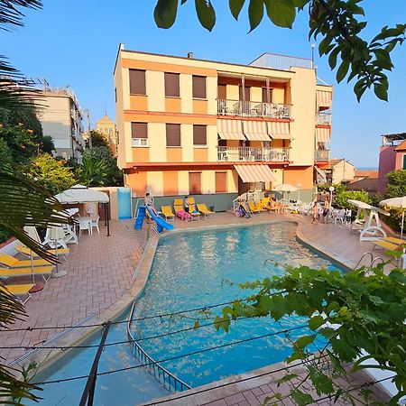 פינאלה ליגורה Residence Olivotti מראה חיצוני תמונה