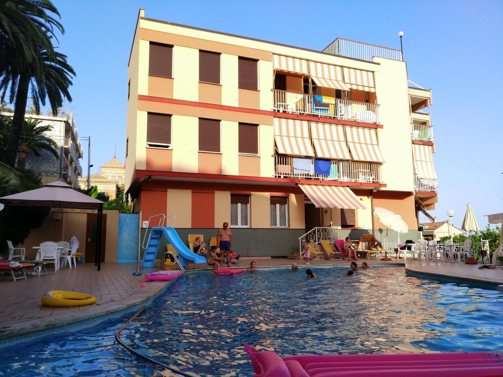 פינאלה ליגורה Residence Olivotti מראה חיצוני תמונה